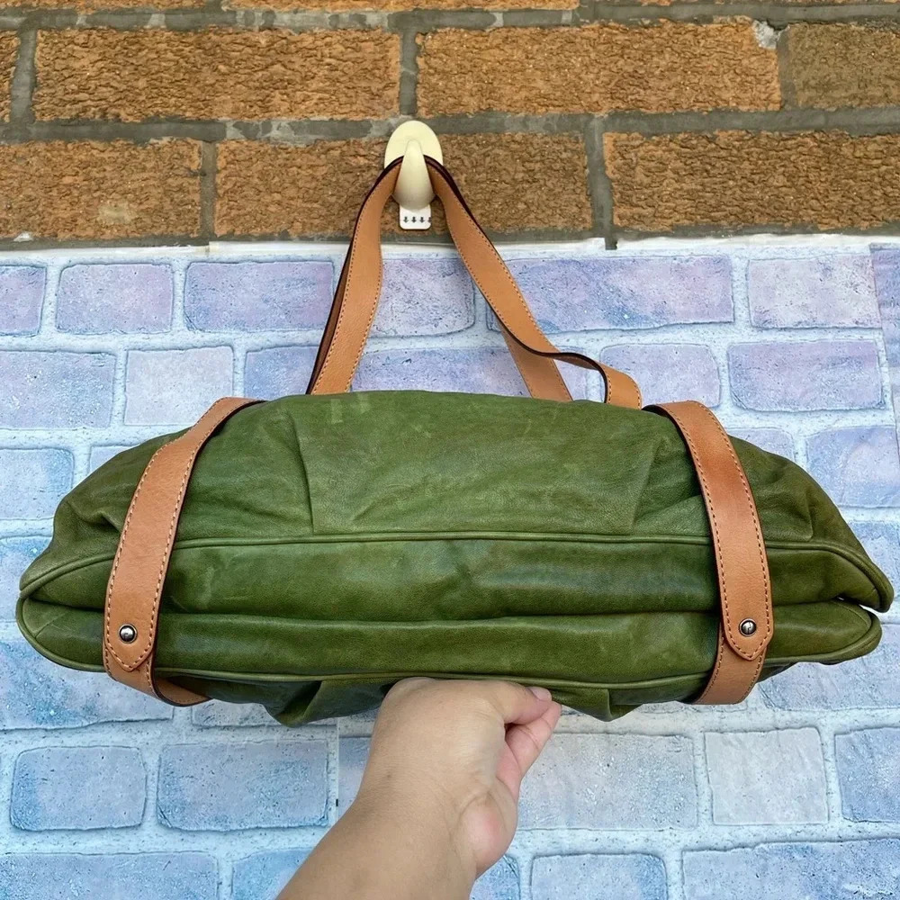 L.A.M.B buttery soft green leather shoulder bag - Picture 5 of 17
